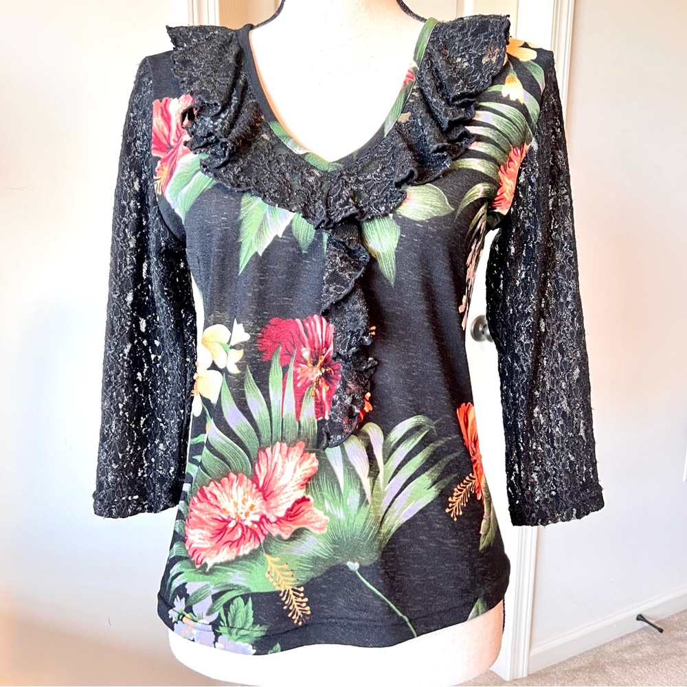 Vintage VANITY Tropical Floral Ruffled Neckline 3/4 Sleeve Blouse—SZ. Medium